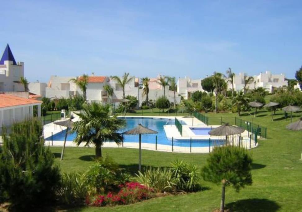 Adosado La Loma En Novo Sancti Petri Vila Chiclana de la Frontera Exterior foto